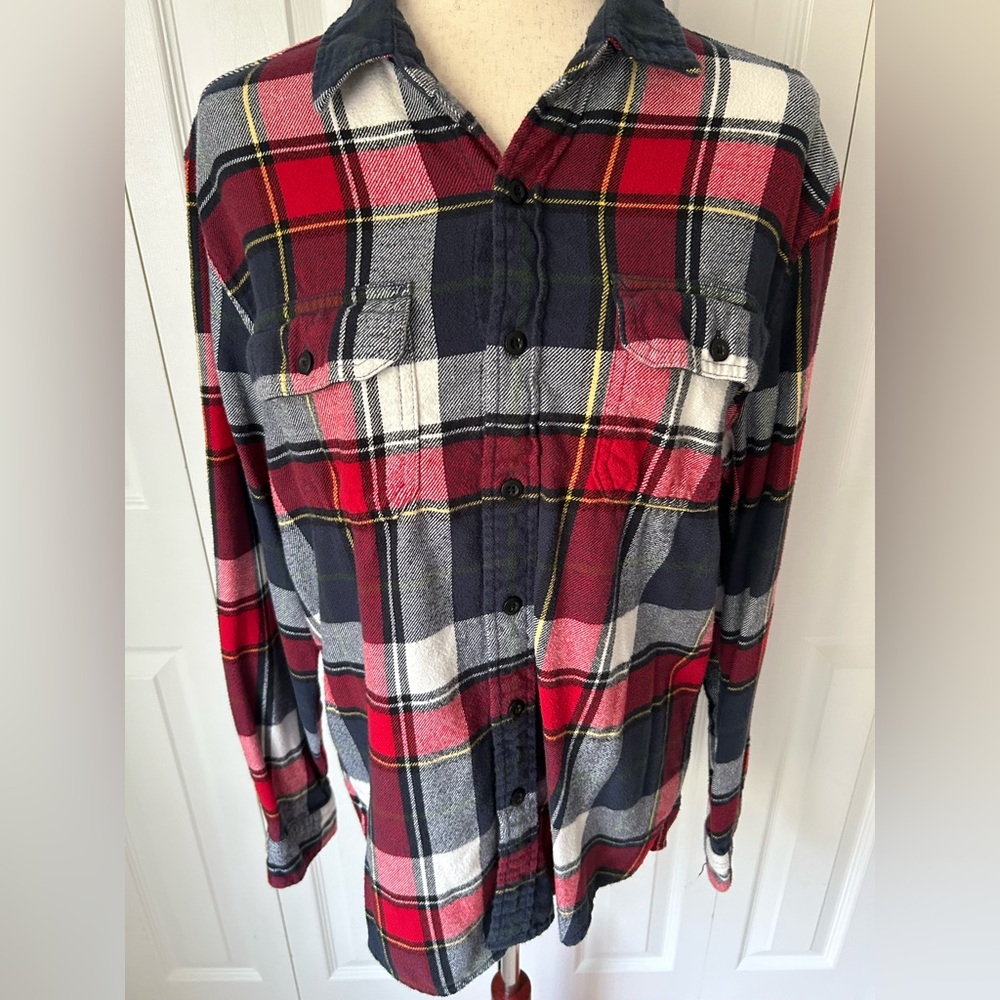 American Eagle Men’s Flannel